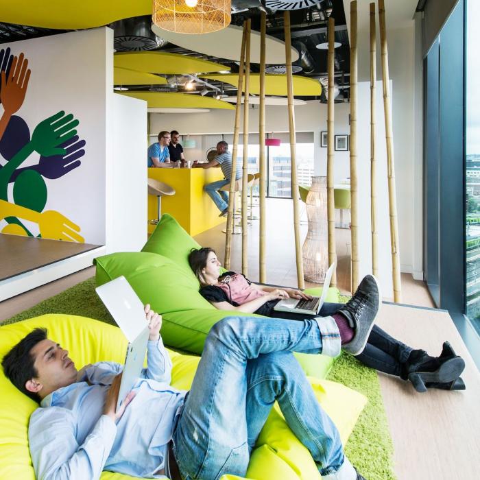Ultima modă în Silicon Valley. Cum muncesc angajații