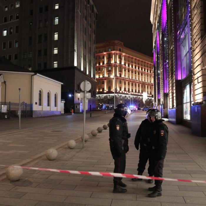 Atac armat la sediul FSB din Moscova, soldat cu mai mulți morți VIDEO