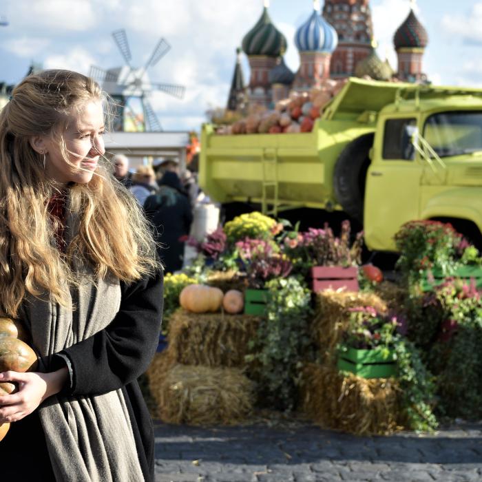 Total anapoda! Este primăvară la Moscova în plină iarnă
