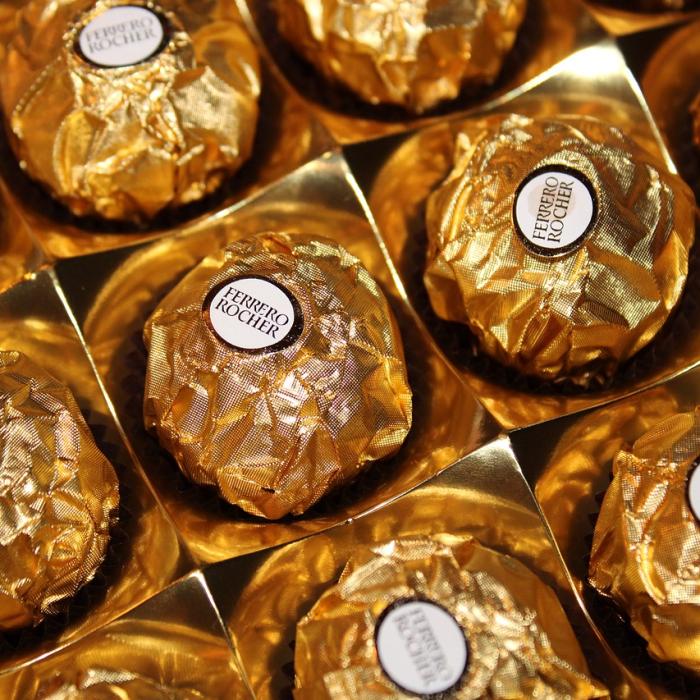 Acuzații grave la adresa producătorului de ciocolată Ferrero Rocher