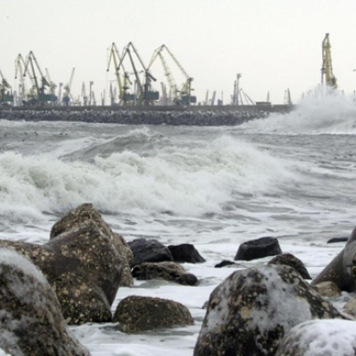 Cod galben de vânt puternic pe litoral, până la ora 15:00