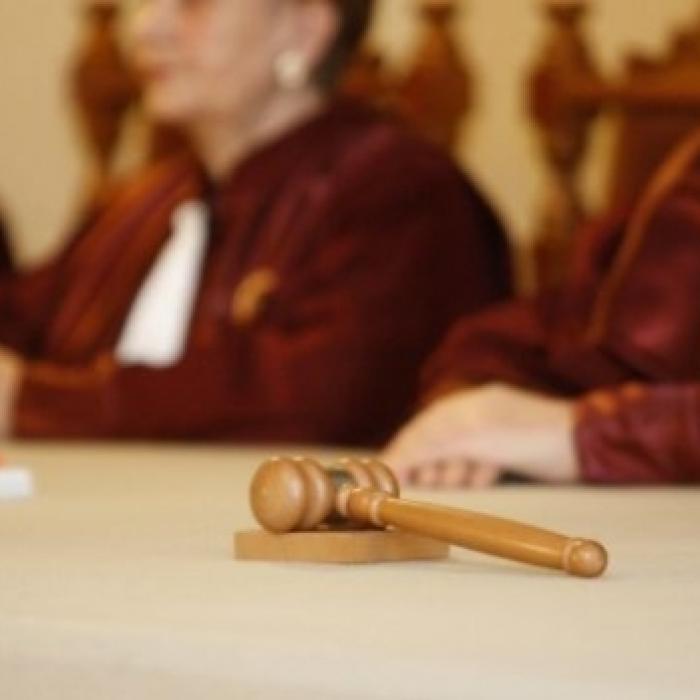 CCR amână decizia privind angajarea răspunderii pe OUG 114/2019