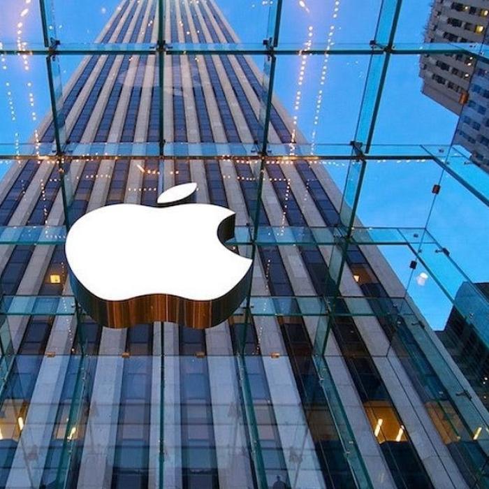 Apple își închide toate magazinele din China pe principiul precauției