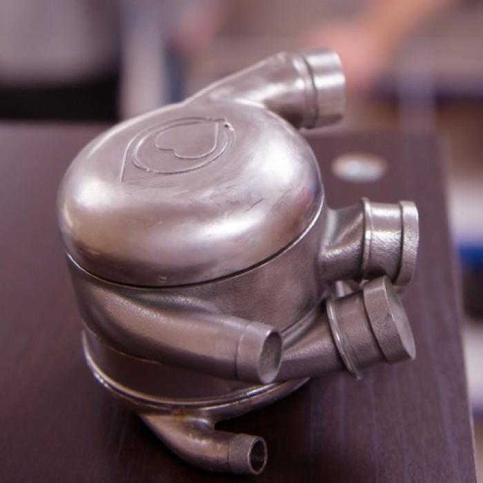 Inimă bionică, creată în SUA. Pentru ce este folosită