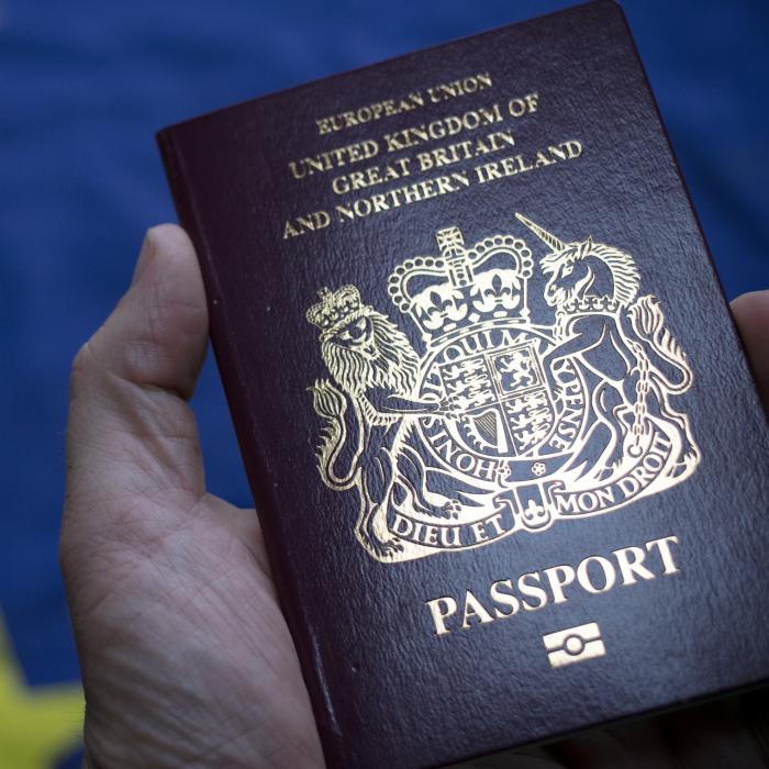 Brexit. Pașapoartele albastre revin în Marea Britanie