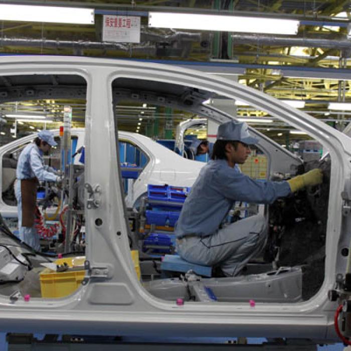 Toyota îngheață activitatea în toate uzinele europene