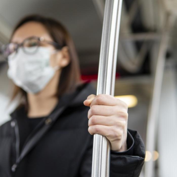 Vaslui: Cetățenii sunt obligați să iasă din case doar cu măști