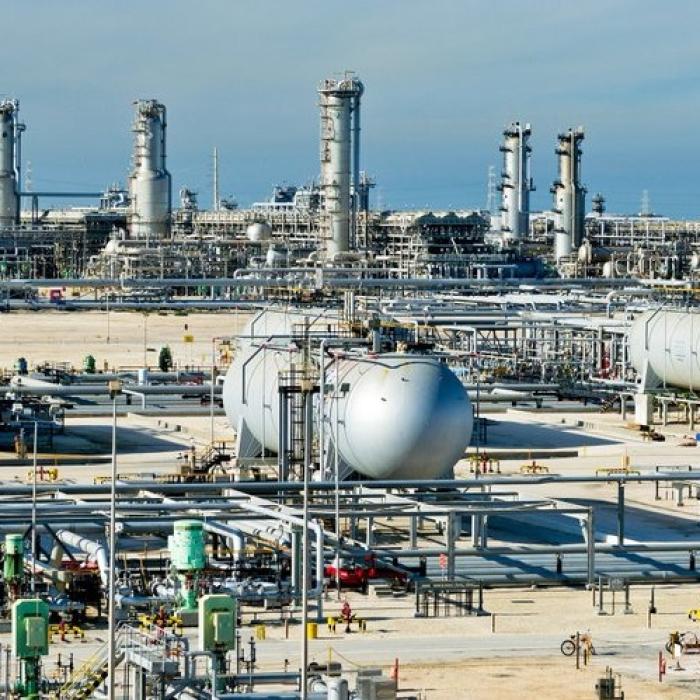 Rușii și saudiți au îngropat securea războiului