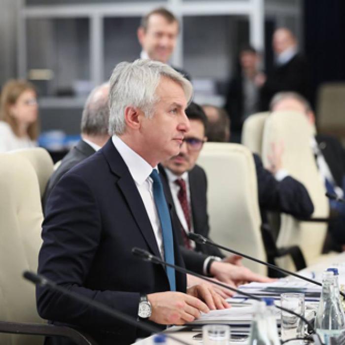 Teodorovici: Orban, lasă-ne să ne ajutăm sau LASĂ-NE