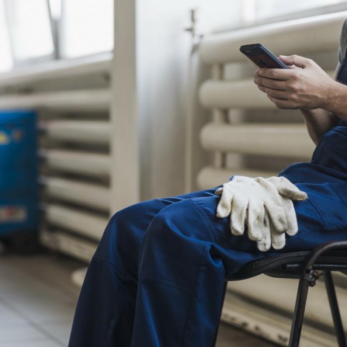 A treia săptămână de creștere a contractelor de muncă încetate