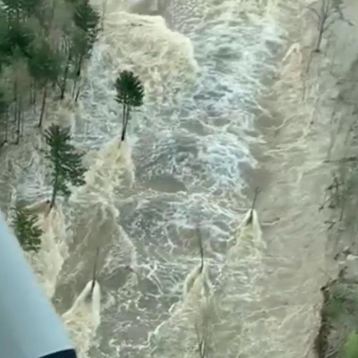 SUA. Altă nenorocire. 11.000 de oameni evacuați de urgență VIDEO