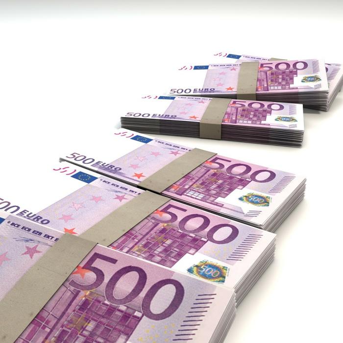 România a atras miliarde de euro de pe piața externă, banii sunt în Trezorerie