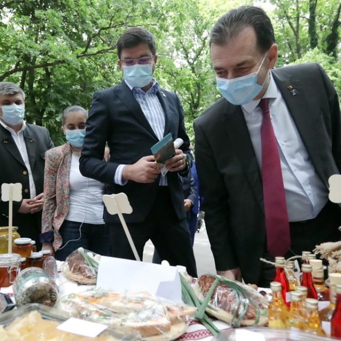 Ludovic Orban: Putem să trăim şi exploatând raţional pădurea