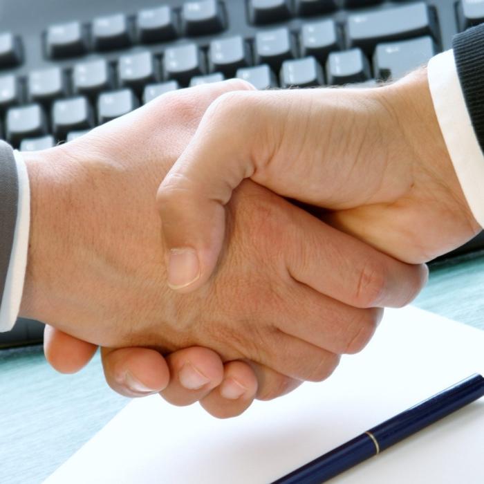 Fără grabă. Contract semnat la patru ani de la obținerea banilor UE