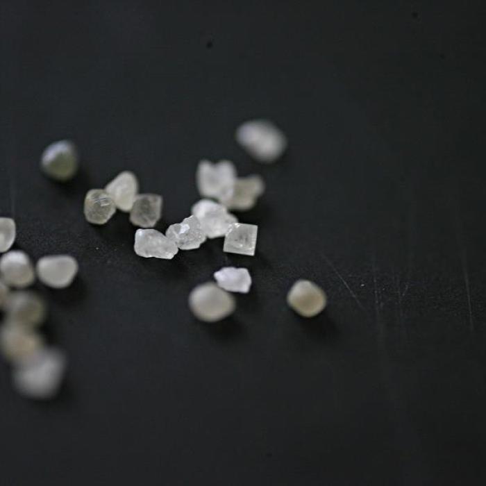 Marii maeștri ai diamantelor pierd controlul pieței