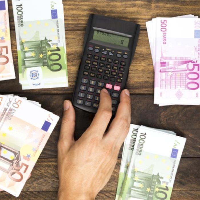 Comisia Europeană AJUTĂ redresarea economică! Câți bani injectează