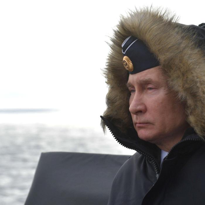 Rusia analizează o posibilă REDUCERE a cheltuielilor militare