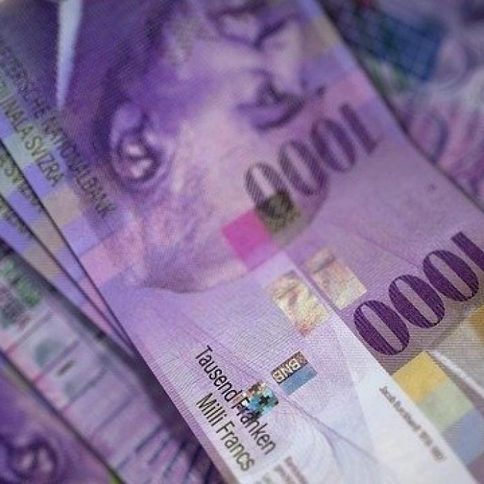 Covid-19: Datoria Elveției CREȘTE până la finalul anului