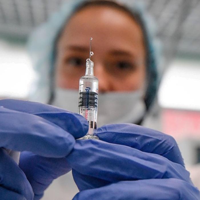 Covid-19: Vaccinul Rusiei se află în faza finală de testare