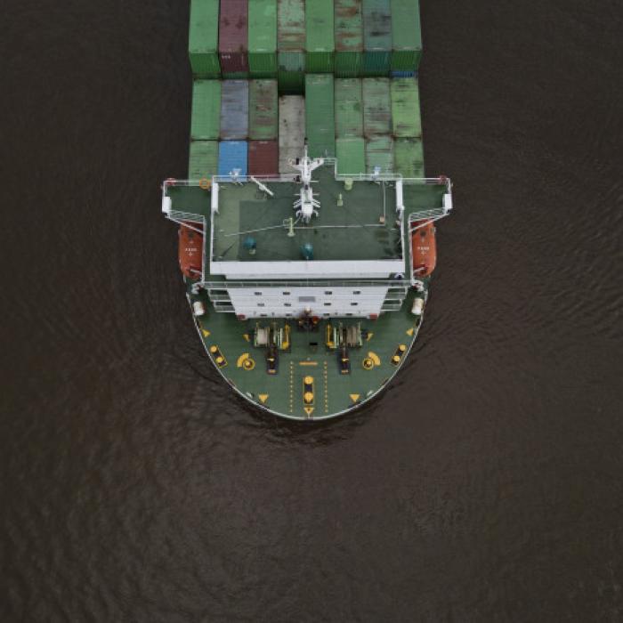 Coșea: Scăderea exporturilor, bombă cu efect întârziat