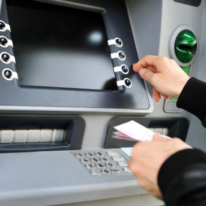 Revoluție în sectorul bancomatelor. Ce se întâmplă
