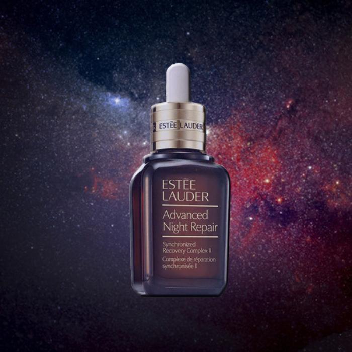 Estee Lauder se duce în spațiu pentru o ședință foto. Cât costă