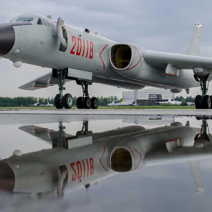 Zeul Războiului, avionul cu care China își arată mușchii VIDEO