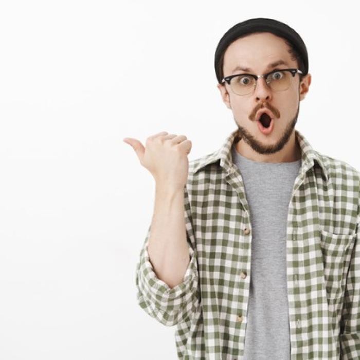 Au început ZVONURILE! Cât costă Iphone 12