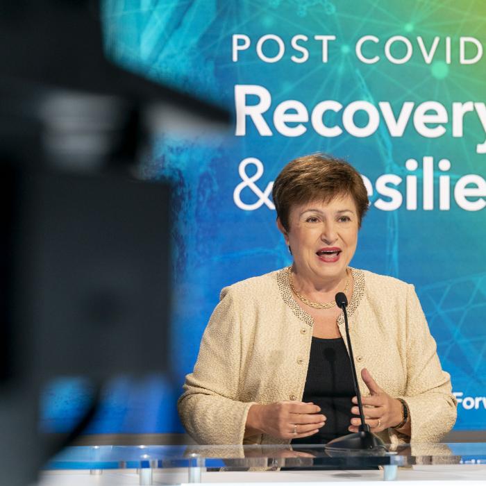 Kristalina Georgieva, șeful FMI: Cheltuiți!