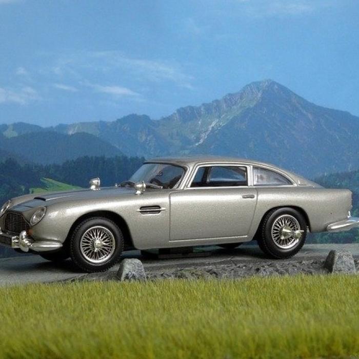 Schimbare de acționariat la producătorul mașinilor lui James Bond