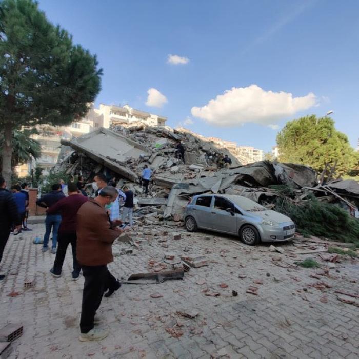Imagini CUMPLITE din timpul cutremurului din Marea Egee. Tsunami a lovit Grecia și Turcia VIDEO