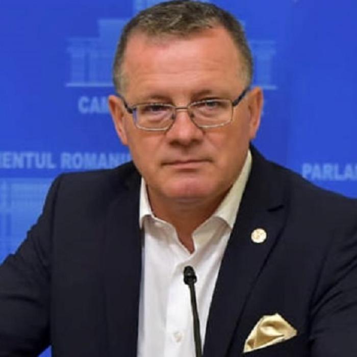 Ministrul Agriculturii: Îmi cer SCUZE că am ÎNCHIS piețele