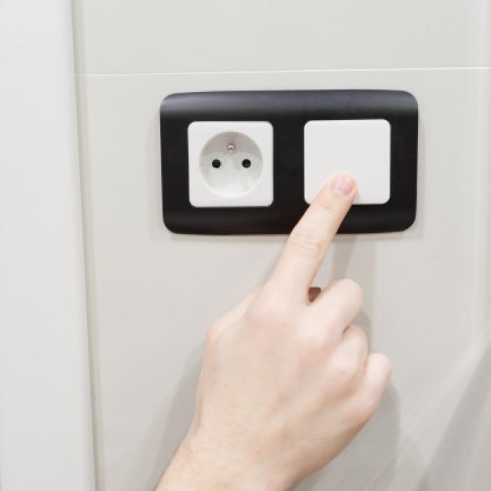 Curentul OPRIT temporar în aceste zone din București, Ilfov și Giurgiu