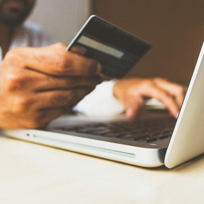 Fără PRECEDENT de BLACK FRIDAY! Anul 10 a marcat o PREMIERĂ în cea mai tare perioadă de reduceri a anului