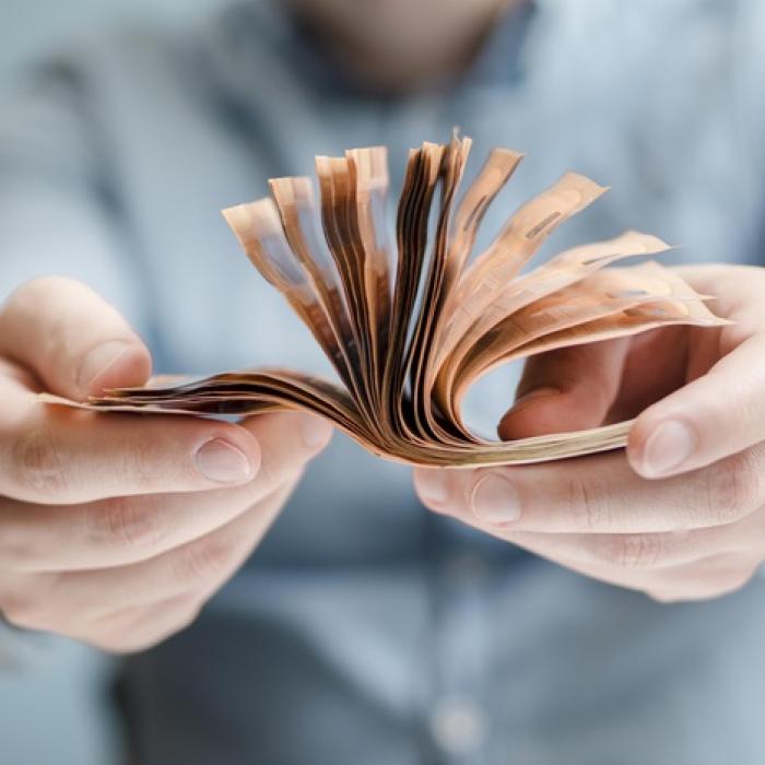 Banca Centrală Europeană anunță noi măsuri de sprijin monetar şi fiscal