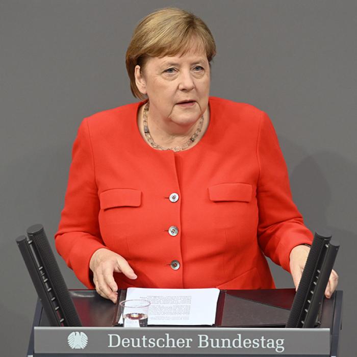 Angela Merkel: Sunt incredibil de MÂNDRĂ DE EI