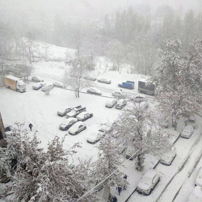 ANM, vremea în București: Lapoviță, ninsoare și un strat nou de zăpadă