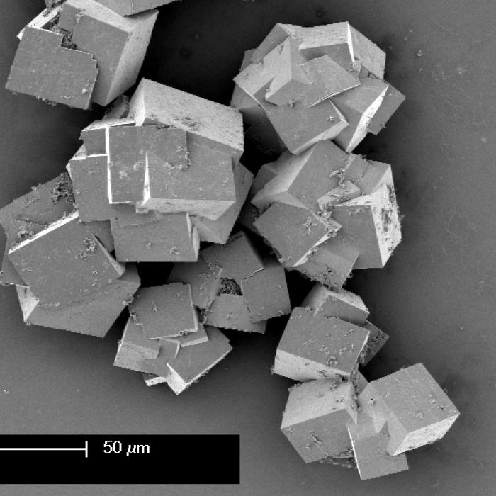 Materialul care stochează energie solară timp de un an