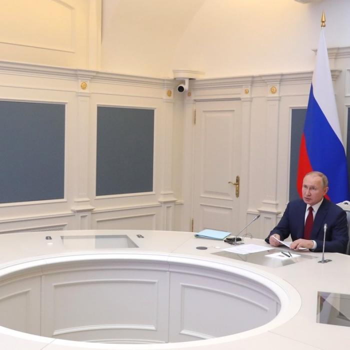 Cursa înarmării. Vladimir Putin: Sfârșitul omenirii se AMÂNĂ