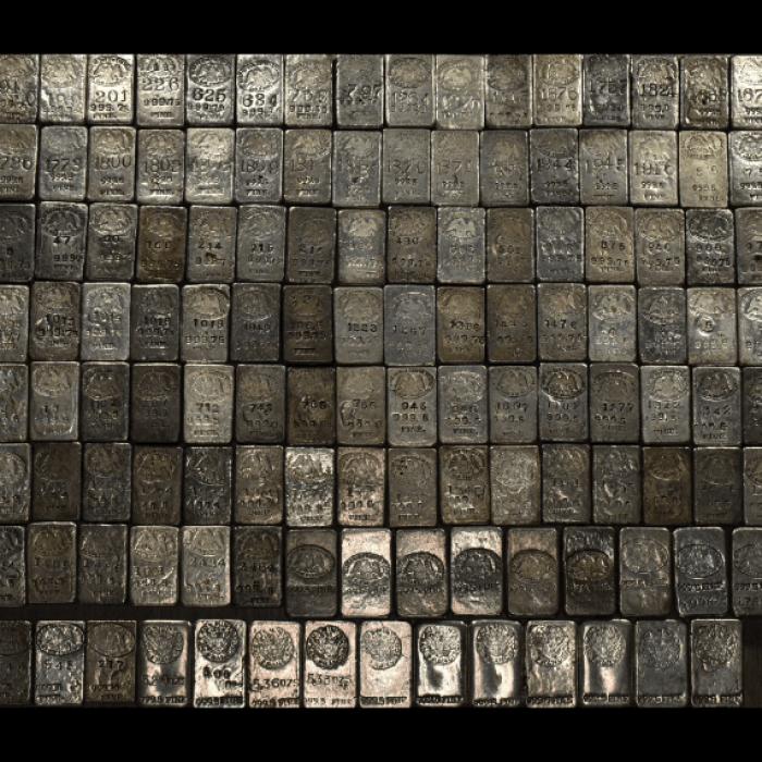 Prețul ARGINTULUI a EXPLODAT pe burse. Cum explică economiștii