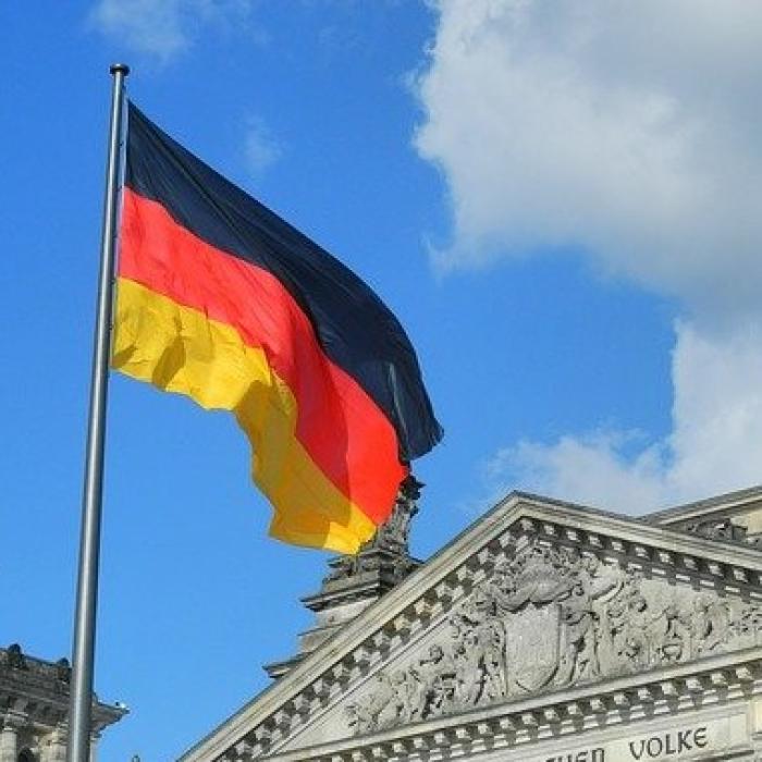 Angela Merkel, două vești pentru germani: una bună, una proastă