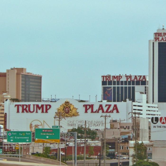 Cazinou construit de Trump, DEMOLAT. Imagini SPECTACULOASE VIDEO