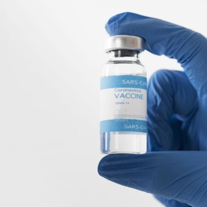 Vaccinul Johnson & Johnson. Când va fi aprobată folosirea lui în UE