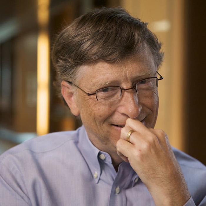 În sfârșit! Bill Gates spune EXACT ceea ce TREBUIE