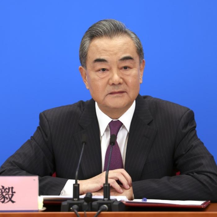 China AVERTIZEAZĂ! Vom lupta UMĂR lângă UMĂR cu Rusia