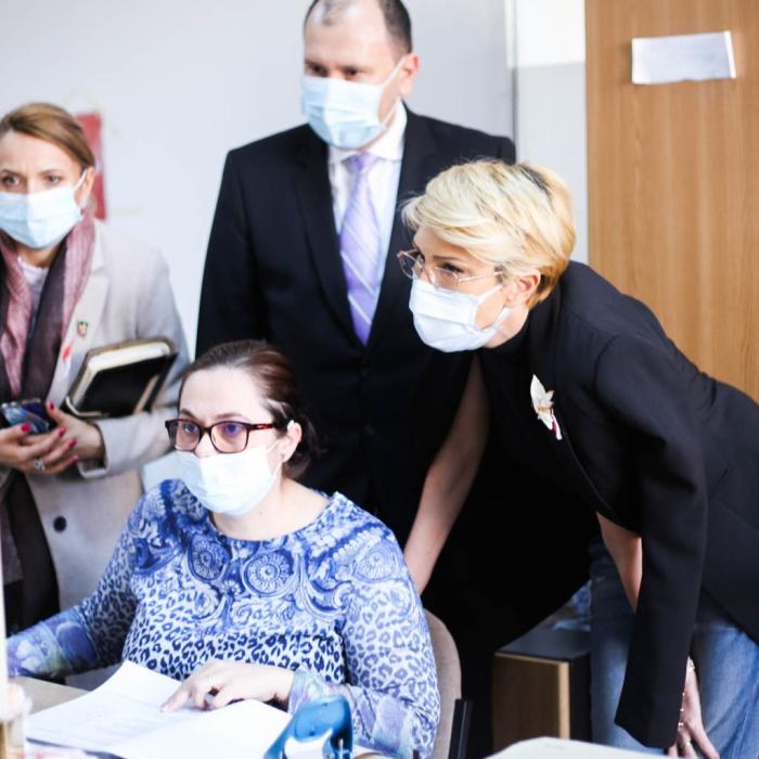 Raluca Turcan spune care este stadiul de evaluare a dosarelor de pensie