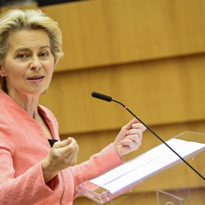 Ursula von der Leyen: UE nu le poate dona VACCINURI țărilor sărace