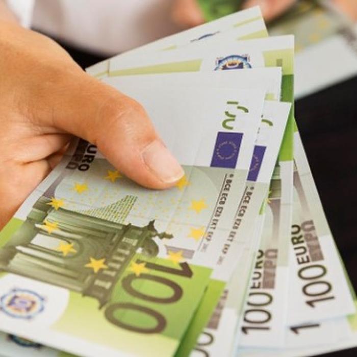 Curs valutar. Euro, un nou MAXIM ISTORIC