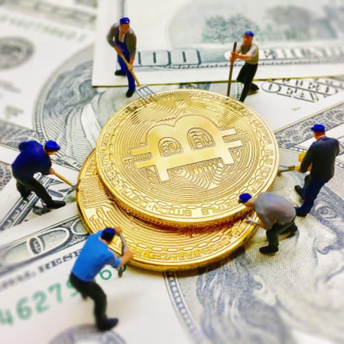 Bitcoin, declin major după anunțul lui Joe Biden