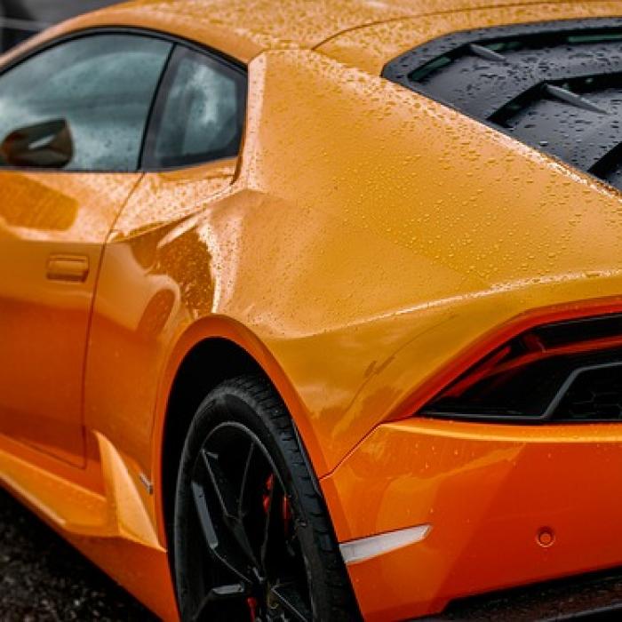 Ofertă de 7,5 miliarde euro pentru Lamborghini. Cine dă atât